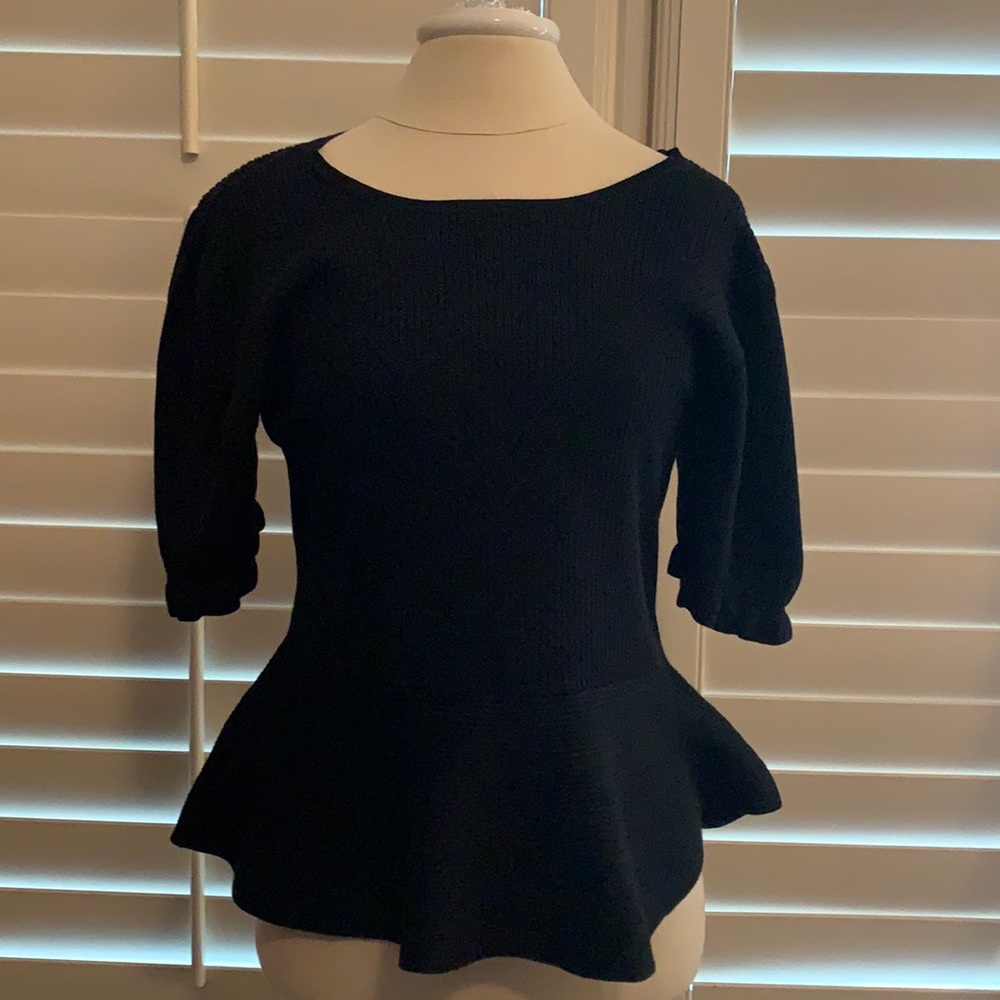 Short sleeve black sweater, women’s XL